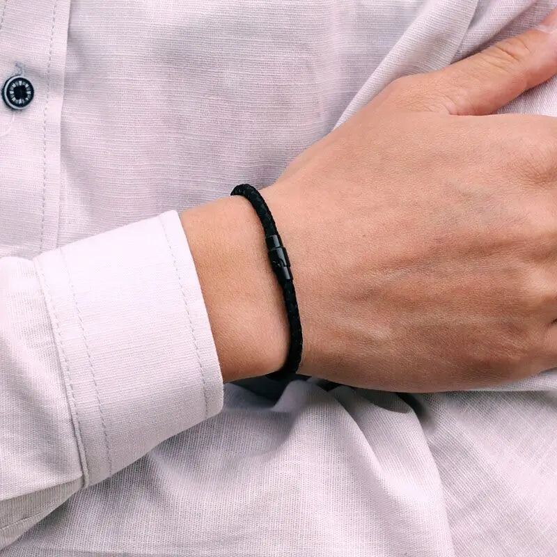 Keel Red Cord Bracelet